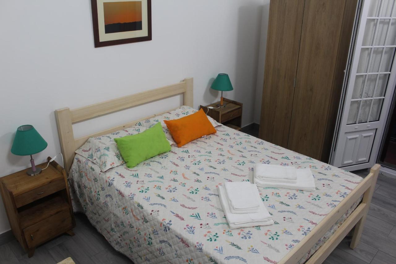 Vitorino De Nemesio Guesthouse Ponta Delgada Eksteriør billede